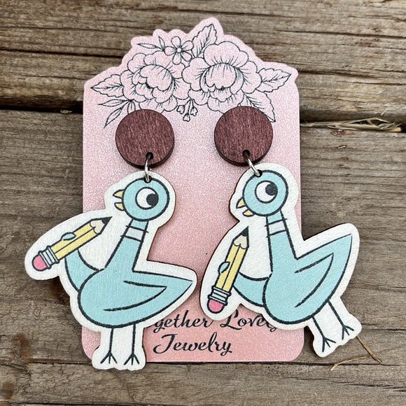 Mo Willems Pigeon Book Character Earrings/ teacher / librarian - Picture 7 of 10